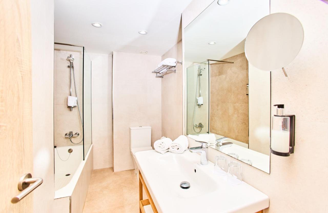 Leonardo Suites Hotel Ibiza Santa Eulalia Ngoại thất bức ảnh