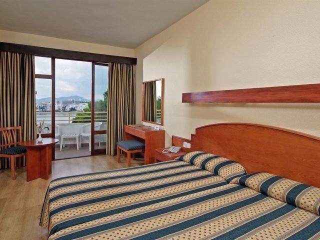 Leonardo Suites Hotel Ibiza Santa Eulalia Ngoại thất bức ảnh